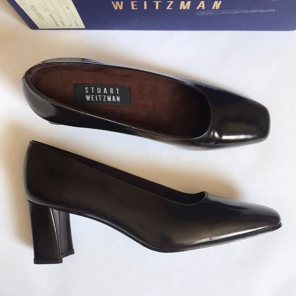Stuart Weitzman Shoes - Stuart Weitzman Career Pumps